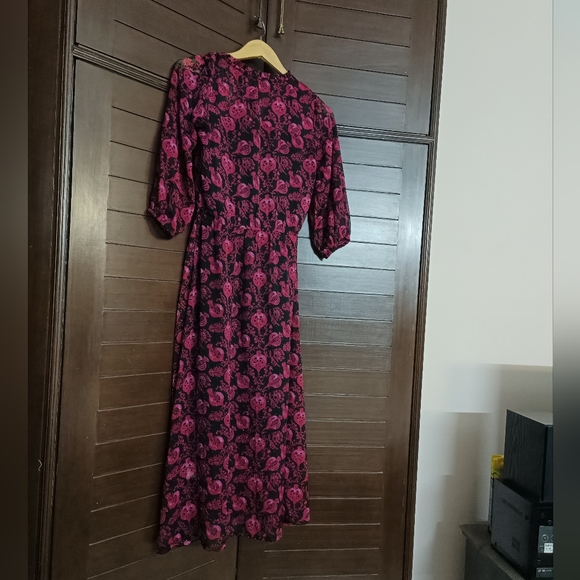 Melange Black & Red Floral Print A-Line Black Detachable Spaghetti Ethnic Dress - Picture 3 of 11